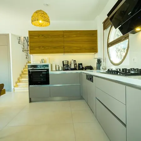 Daire Capella - Private Pool