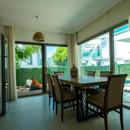 Apartment Capella - Private Pool *