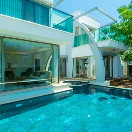 Capella - Private Pool Апартаменты *